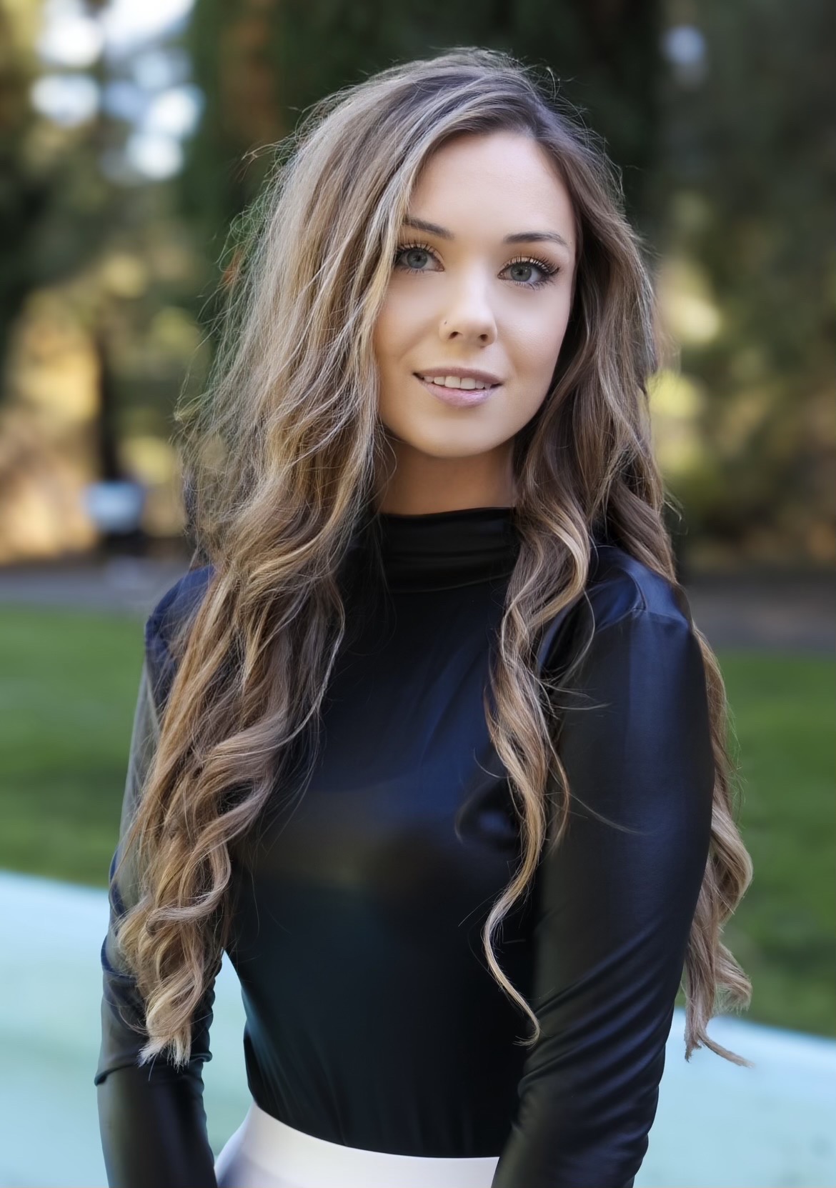 Lindsey  H.